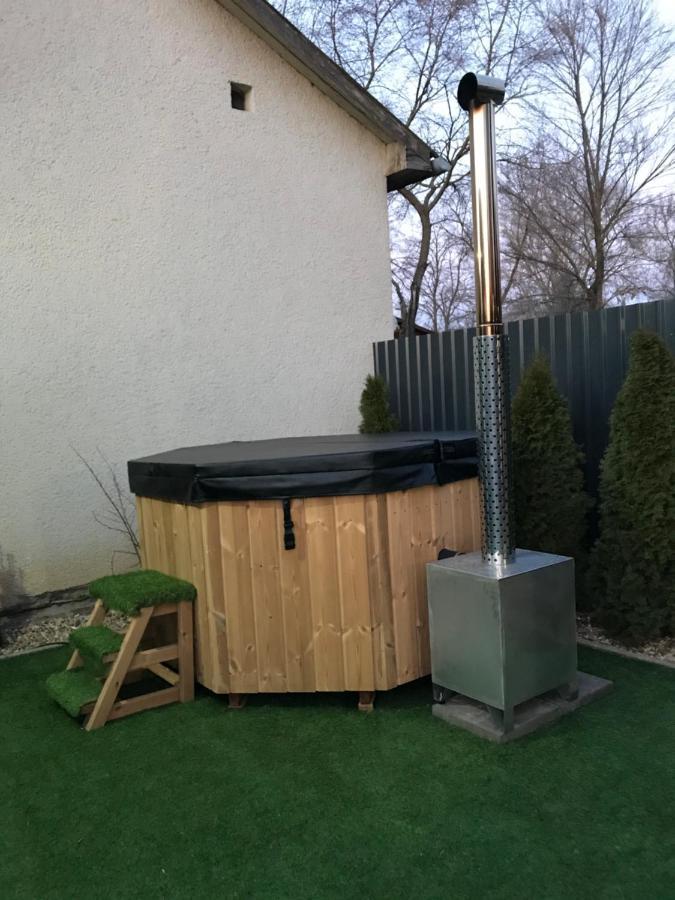 Siraly Apartman Hajdúnánás Exteriör bild
